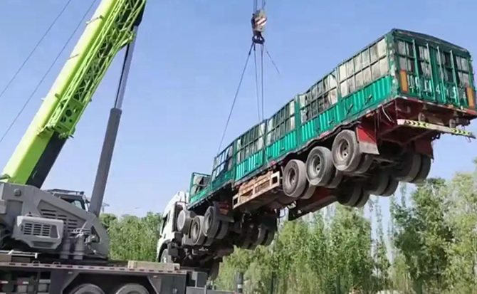 安化道路脱困救援案例
